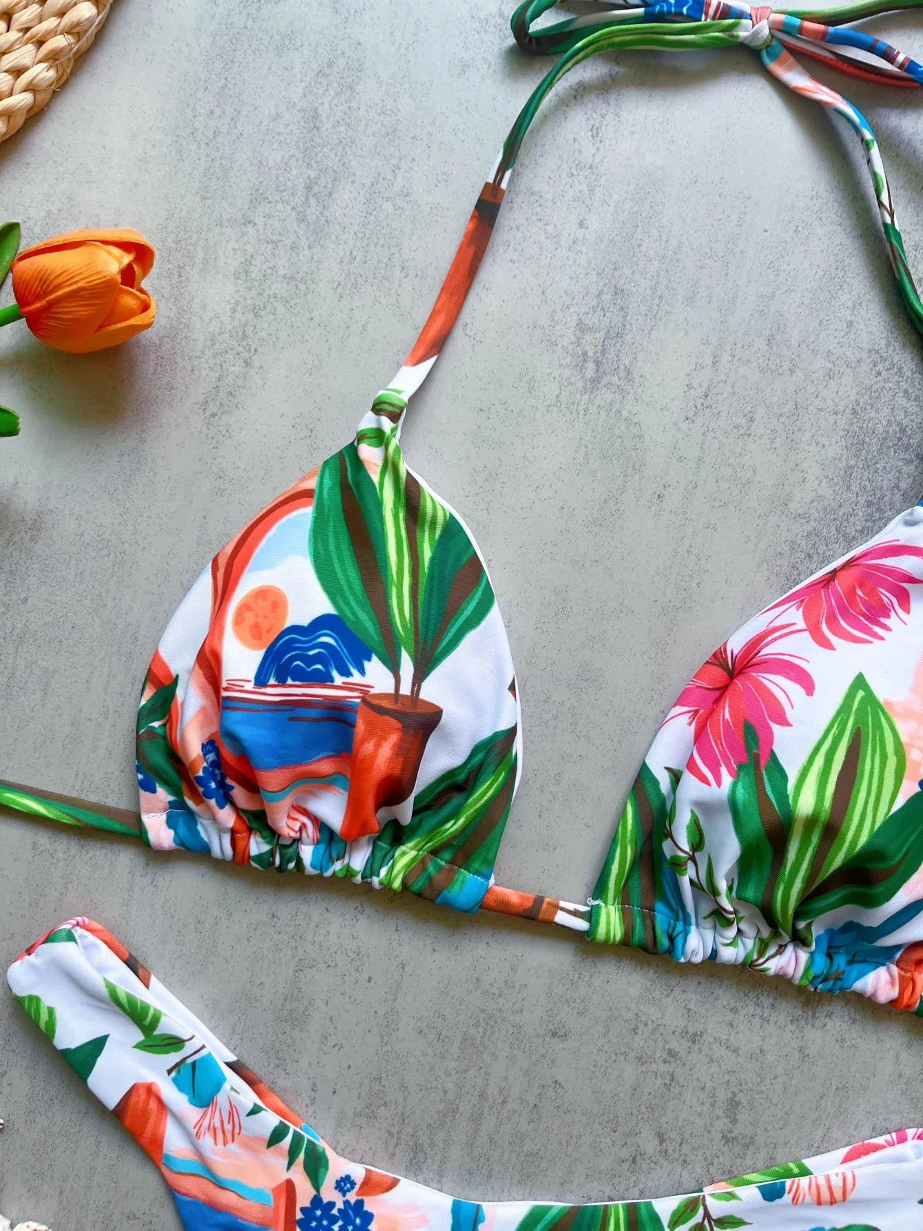Tropical Print Bikini Set for Women – Halter Top & Low‑Rise Bottoms