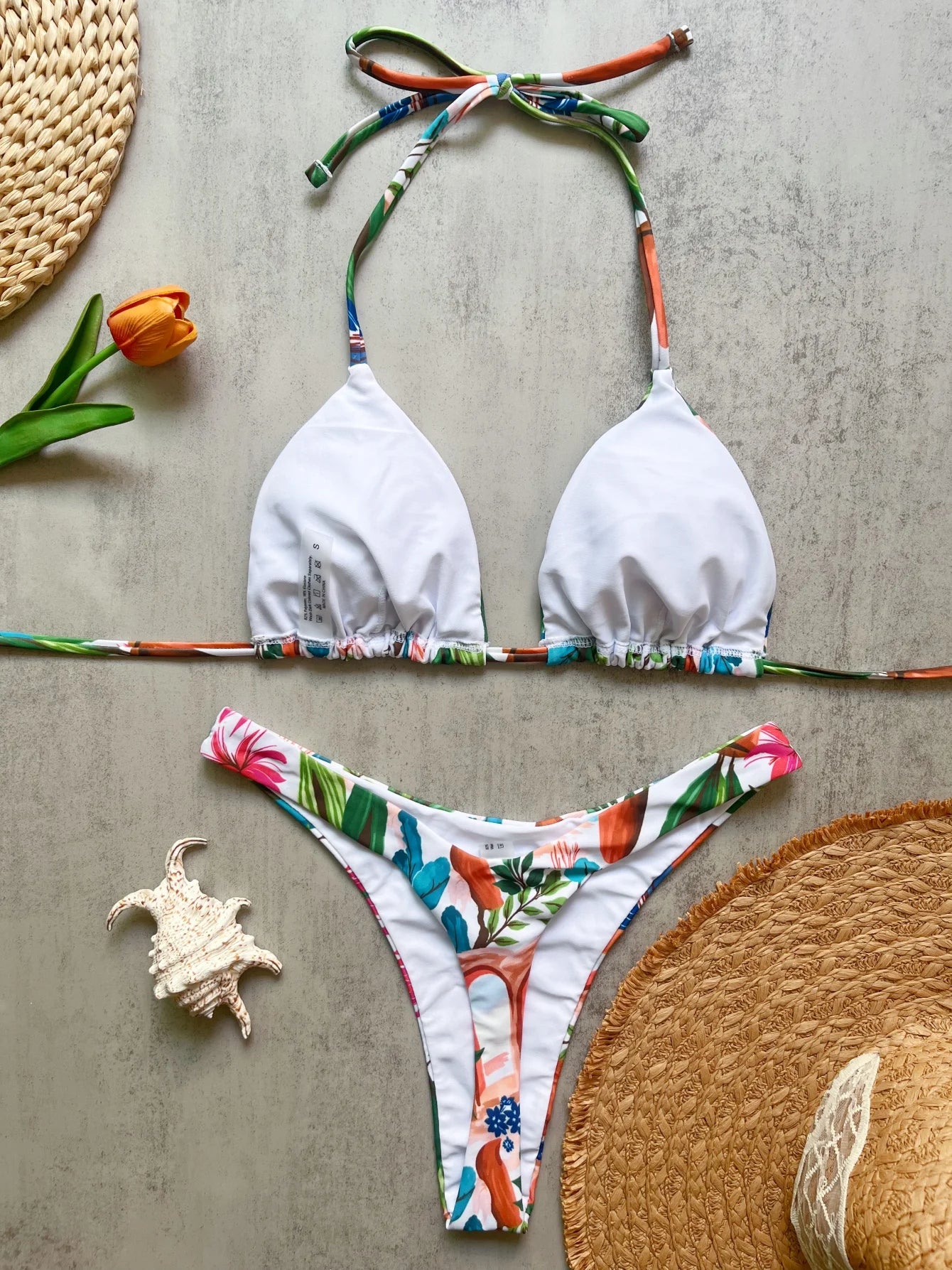 Tropical Print Bikini Set for Women – Halter Top & Low‑Rise Bottoms